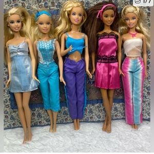 15 Barbie Doll Lot. Fashionable Barbie Doll Set with Colorful Outfits,